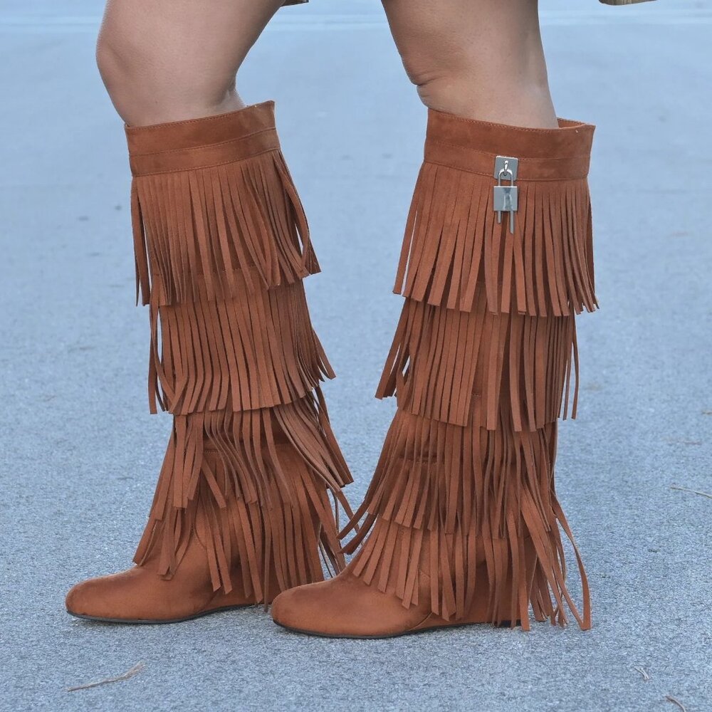NEW🔥Tan Cognac Western Layered Fringe Boot Knee High Wedge Heel Pull-On Padlock